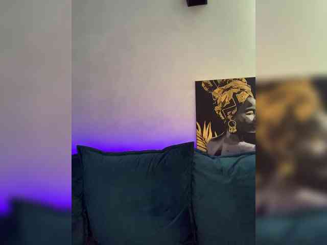WILDGIRL webcam