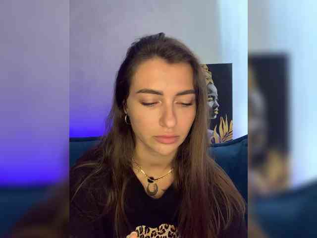WILDGIRL webcam