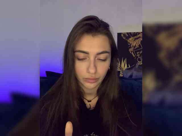 WILDGIRL webcam