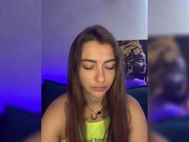 WILDGIRL webcam