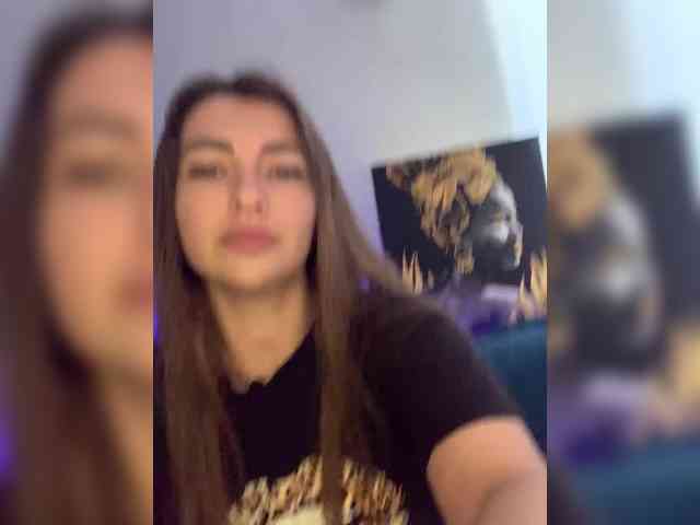 WILDGIRL webcam