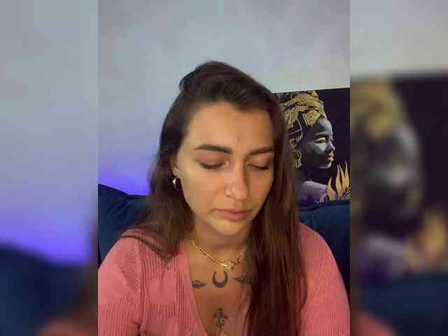 WILDGIRL webcam
