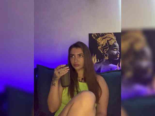 WILDGIRL webcam