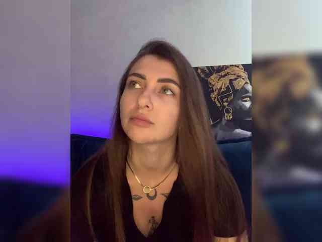 WILDGIRL webcam