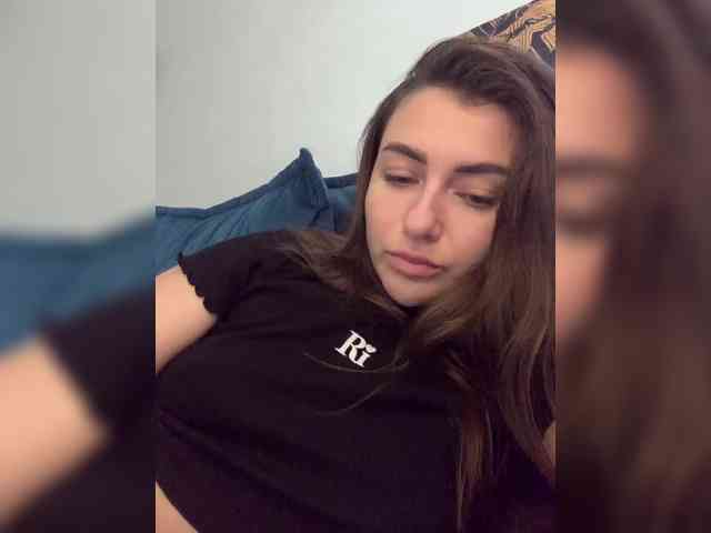 WILDGIRL webcam