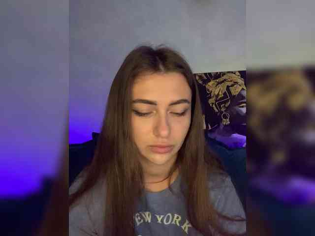 WILDGIRL webcam