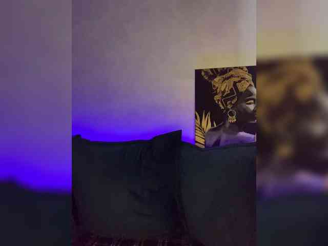 WILDGIRL webcam