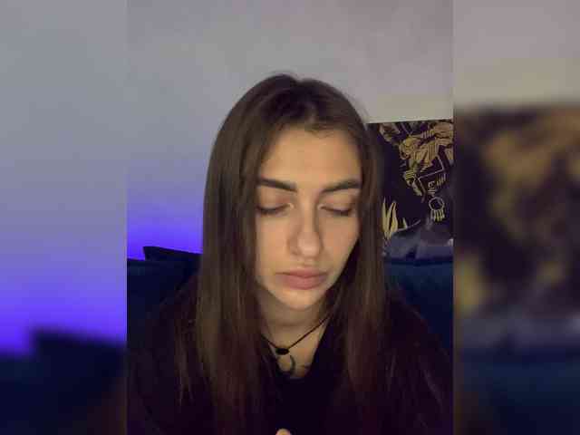 WILDGIRL webcam