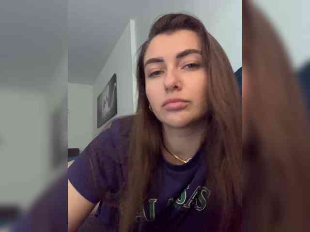 WILDGIRL webcam