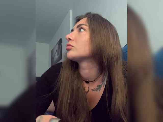 WILDGIRL webcam
