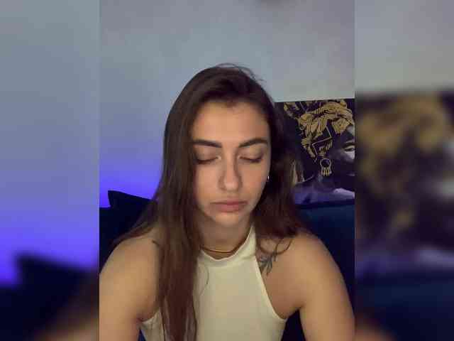 WILDGIRL webcam