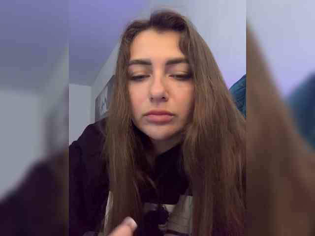 WILDGIRL webcam