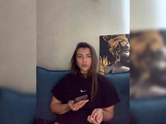 WILDGIRL webcam