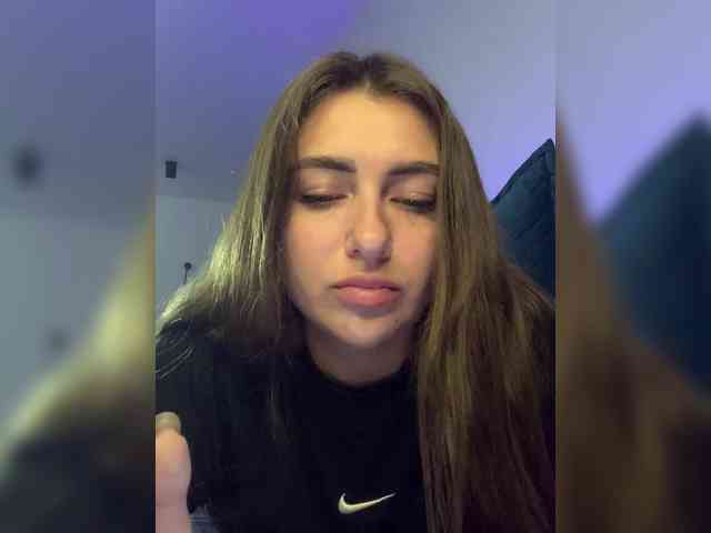 WILDGIRL webcam