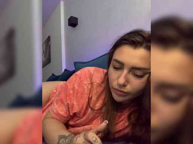 WILDGIRL webcam