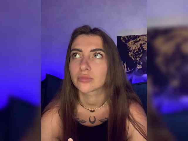 WILDGIRL webcam