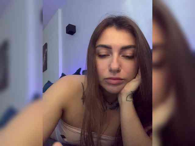 WILDGIRL webcam