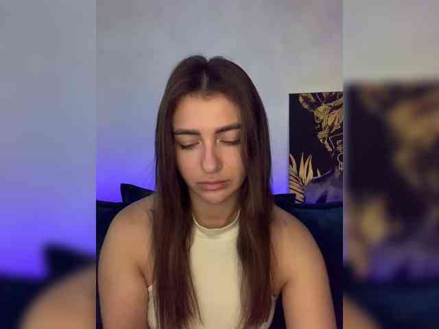 WILDGIRL webcam