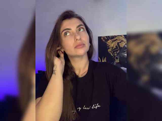 WILDGIRL webcam