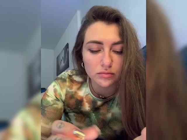 WILDGIRL webcam
