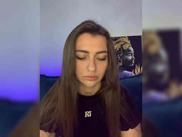 WILDGIRL webcam