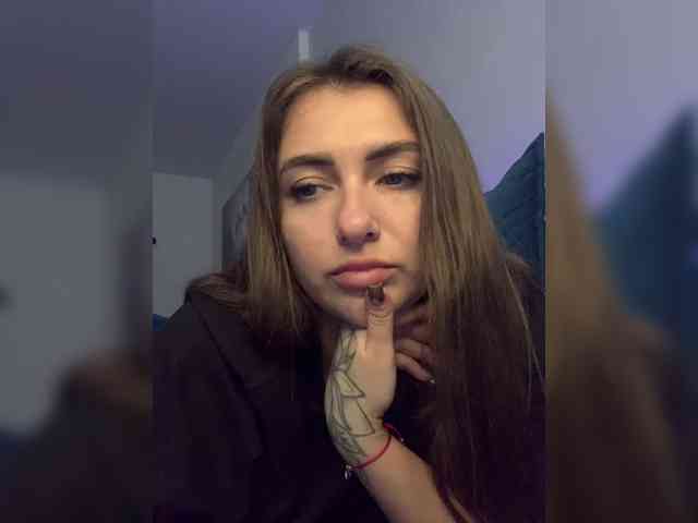 WILDGIRL webcam