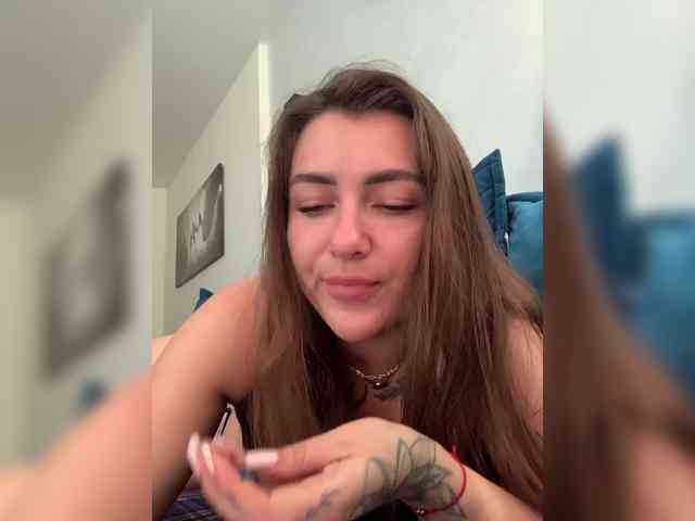 WILDGIRL webcam