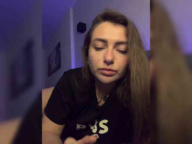WILDGIRL webcam