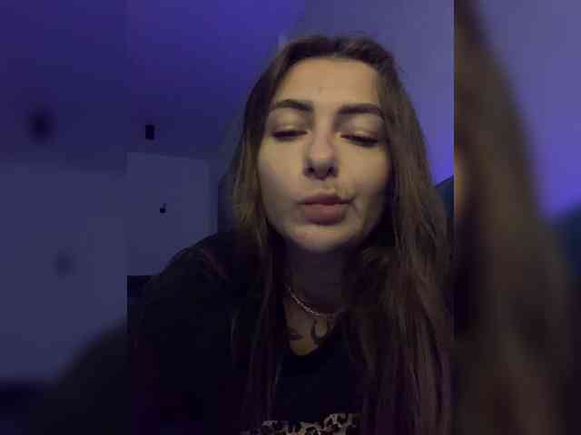 WILDGIRL webcam