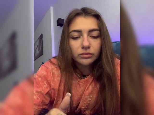 WILDGIRL webcam