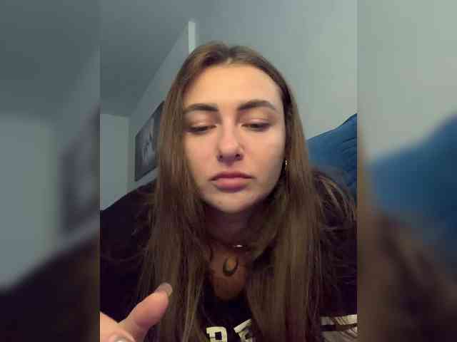 WILDGIRL webcam