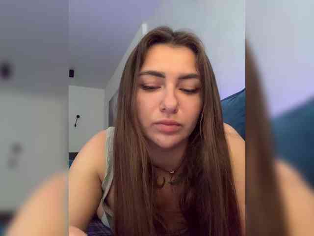 WILDGIRL webcam