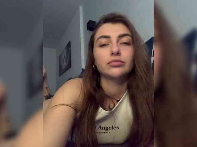 WILDGIRL webcam