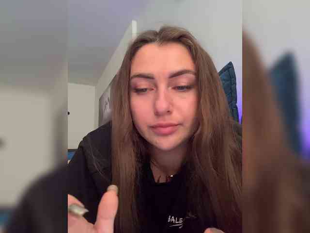 WILDGIRL webcam