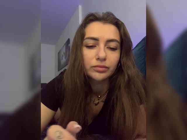 WILDGIRL webcam
