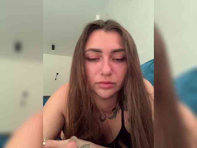WILDGIRL webcam