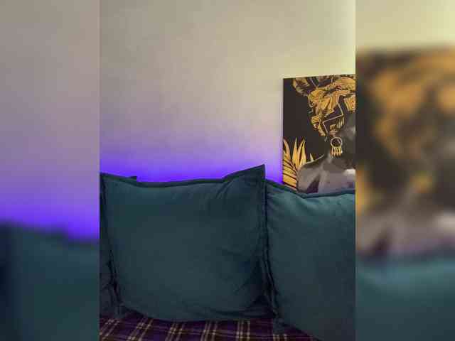 WILDGIRL webcam