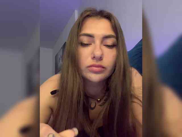 WILDGIRL webcam