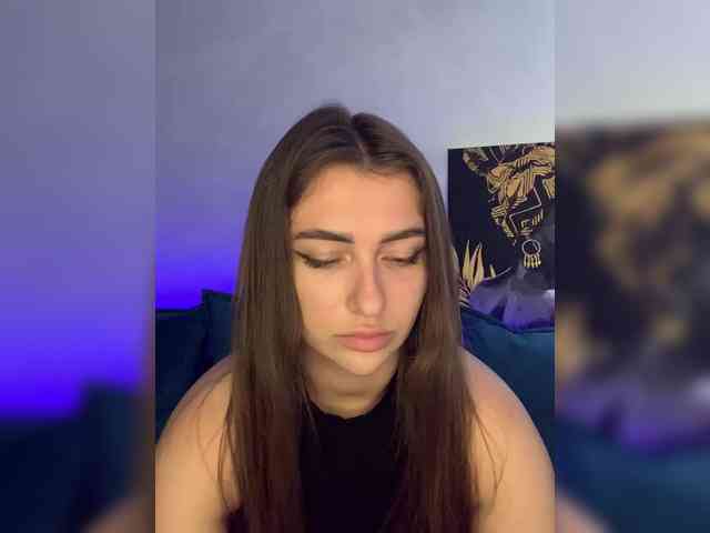 WILDGIRL webcam