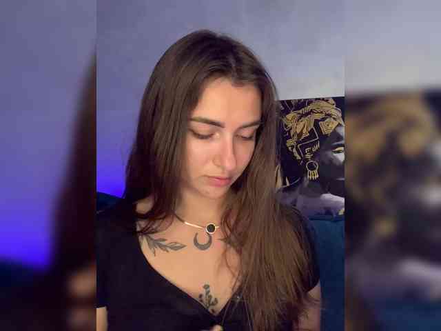 WILDGIRL webcam