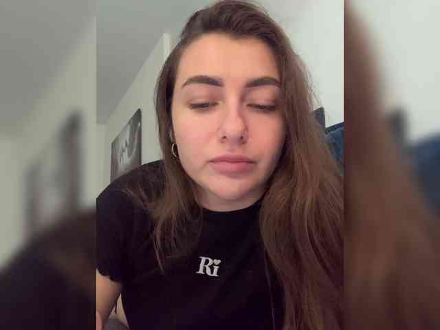 WILDGIRL webcam