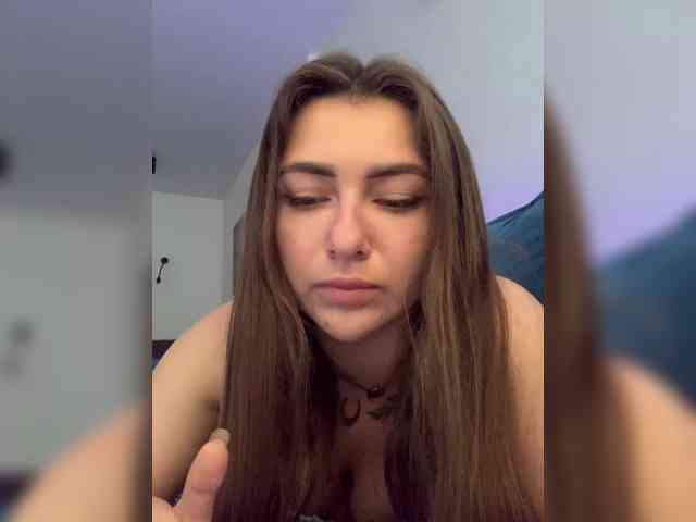 WILDGIRL webcam
