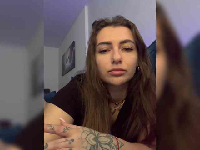WILDGIRL webcam