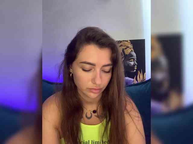 WILDGIRL webcam