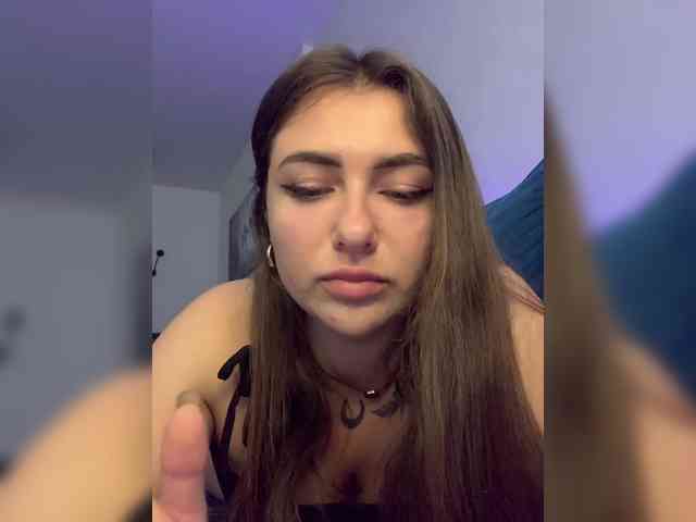 WILDGIRL webcam