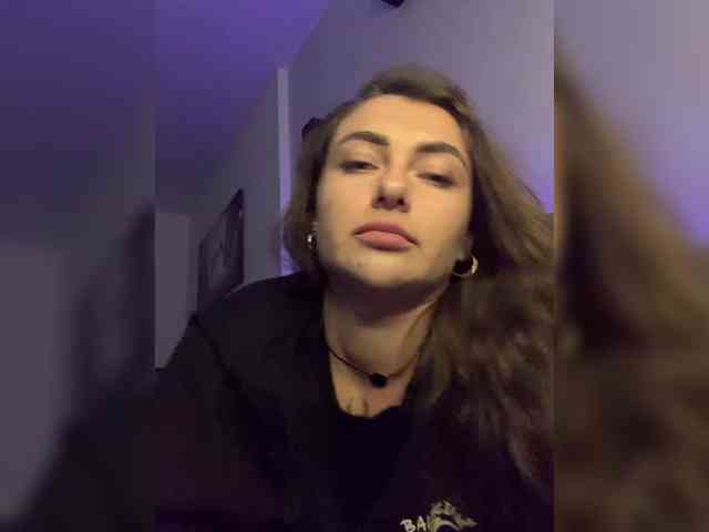 WILDGIRL webcam
