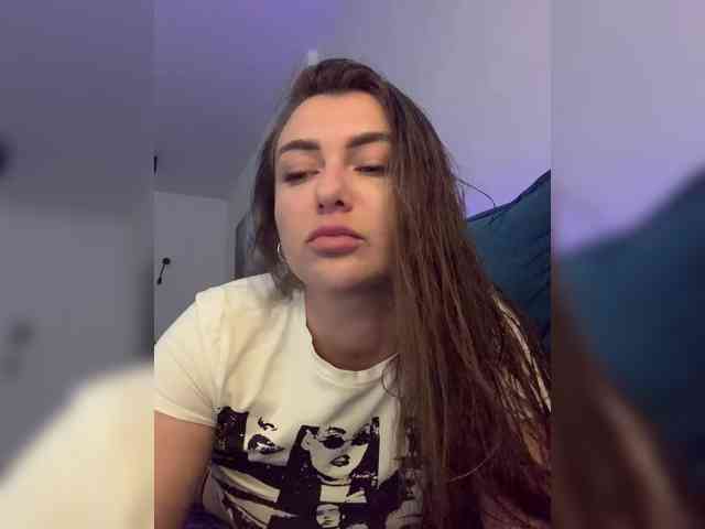 WILDGIRL webcam