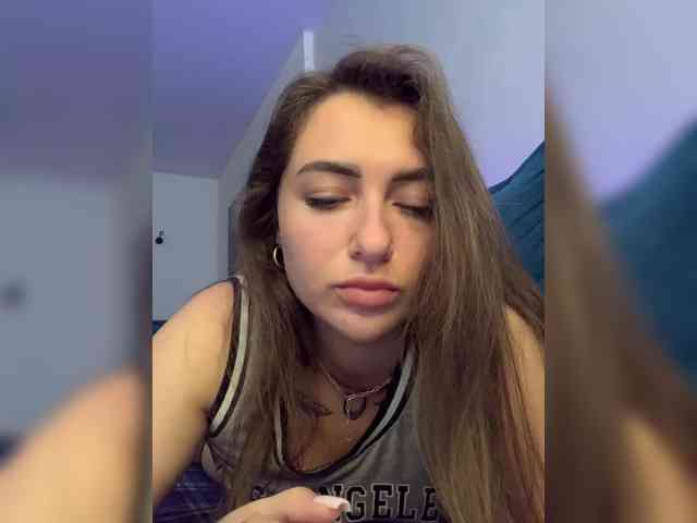 WILDGIRL webcam