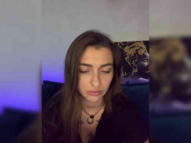 WILDGIRL webcam