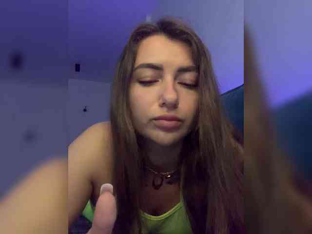 WILDGIRL webcam